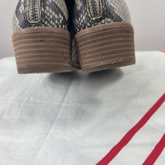 Dolce Vita Tavin Vegan Faux Leather Snake Booties 6.5 - Picture 5 of 7